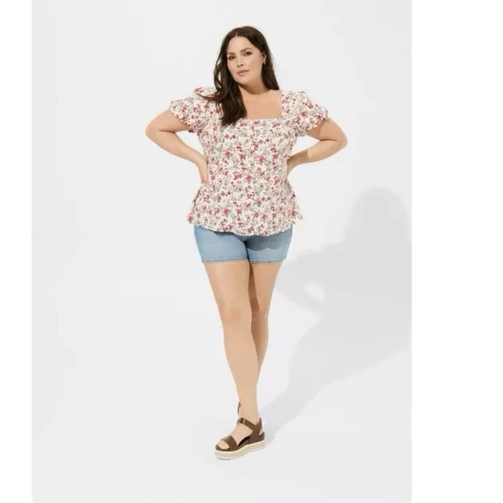 NWT Torrid Red Floral Peplum Button Up Challis Puff Short Sleeve Top Size 4X - Picture 4 of 11